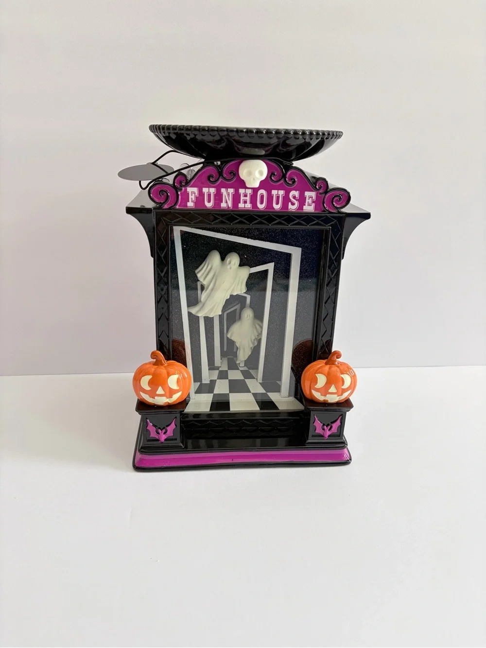 Bath & Body Works Funhouse Candle Holder Pedestal Light Up Halloween 2026 NWT